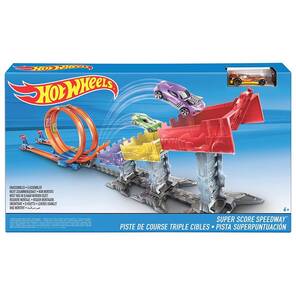 Hot Wheels 3 Kademeli Atlayış Yarış Seti